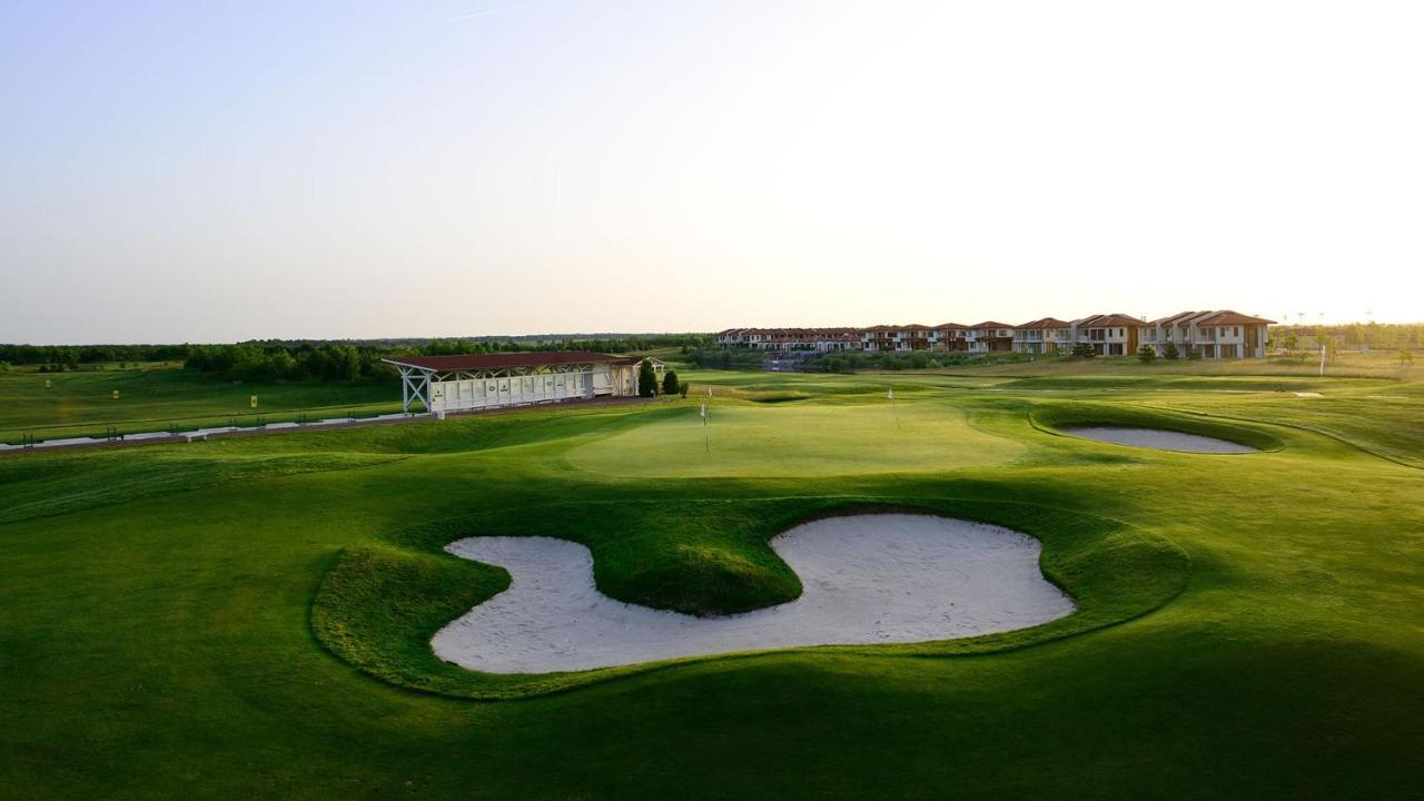 Golf Villa In Lighthouse Golf & Spa Resort Balchik Extérieur photo